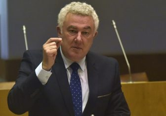 Artur Lima | Abandonados