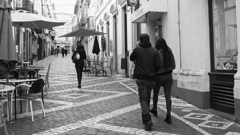 Açores com 1.051 novos casos, 1.043 recuperações e duas mortes