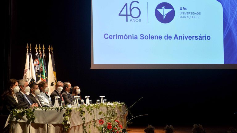 Governo Regional “firme” no entendimento de uma Universidade dos Açores fortalecida, realça José Manuel Bolieiro