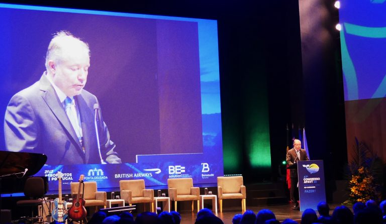 Agências de viagens exigem obras no aeroporto de Lisboa para melhorar eficiência